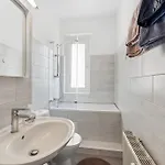 Flora Furnished I Messe, Gruga, Ruettenscheid & Alfred-krupp-klinik Apartmán
